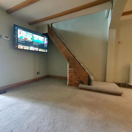 Beautiful And Cozy 2 Bedroom Apartment 比勒瑞卡 外观 照片
